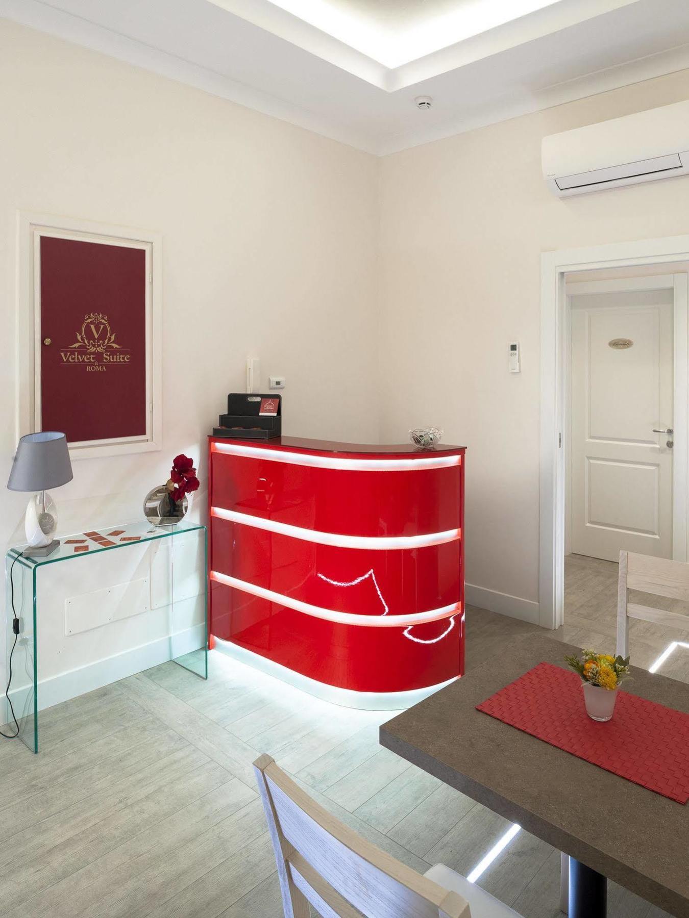 Velvet Suite Rome Bagian luar foto