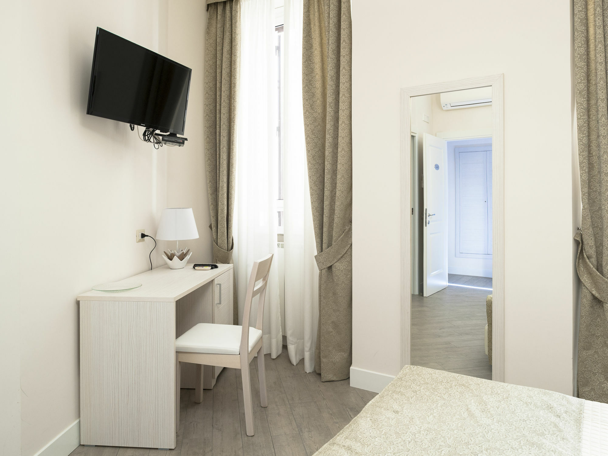 Velvet Suite Rome Bagian luar foto